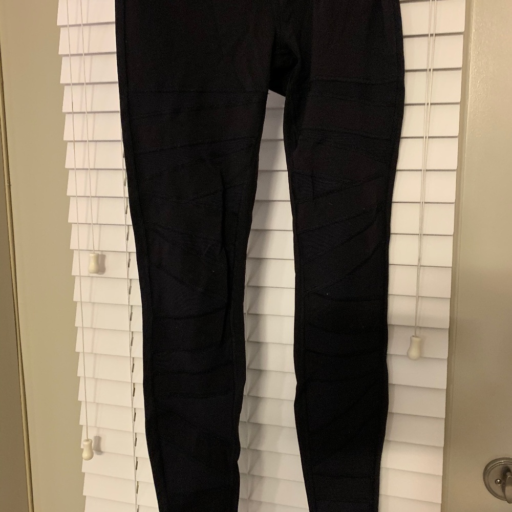 Lululemon Sheer Athletic pants